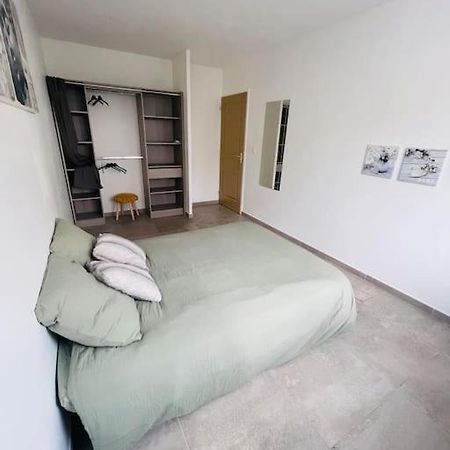 Jolie Maison De Village 2 Chambres Ouveillan Buitenkant foto
